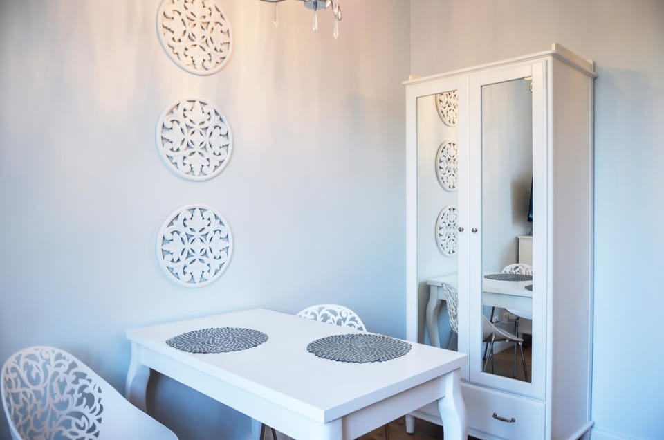 Gagarina 33 - studio by Homeprime Apartment in Warsaw