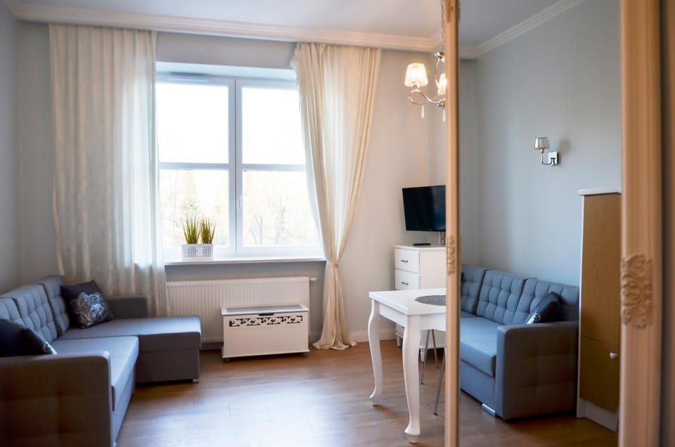 Gagarina 33 - studio by Homeprime Apartment in Warsaw