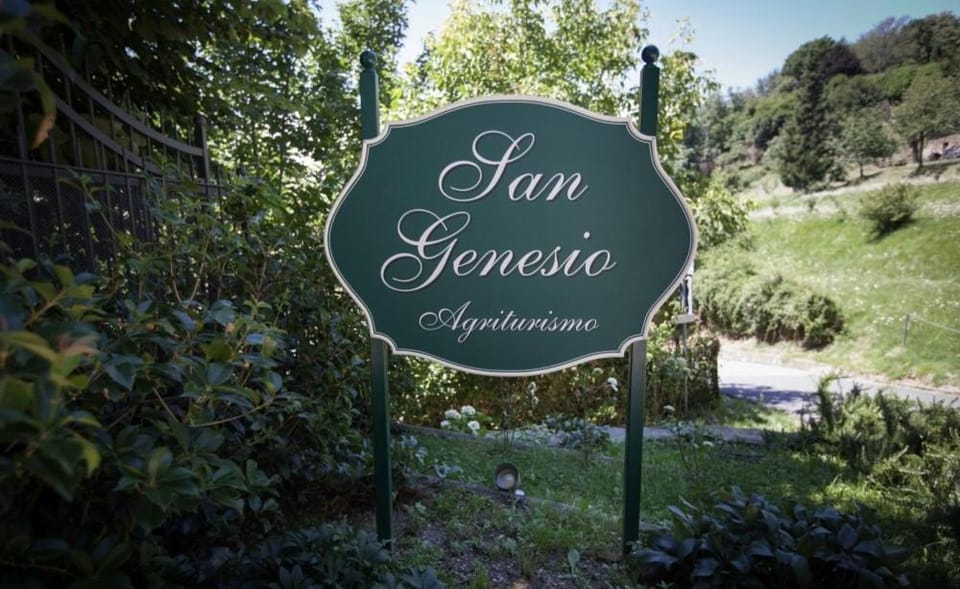 AGRITURISMO SAN GENESIO Farm Stay in Province of Lecco
