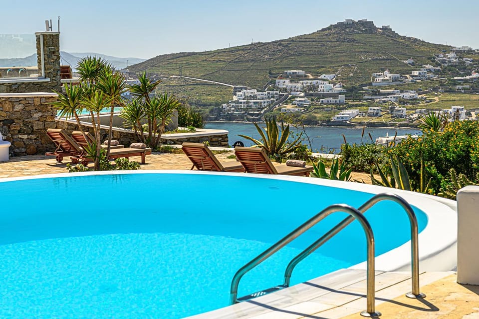 Pool view, Sea view, Swimming pool