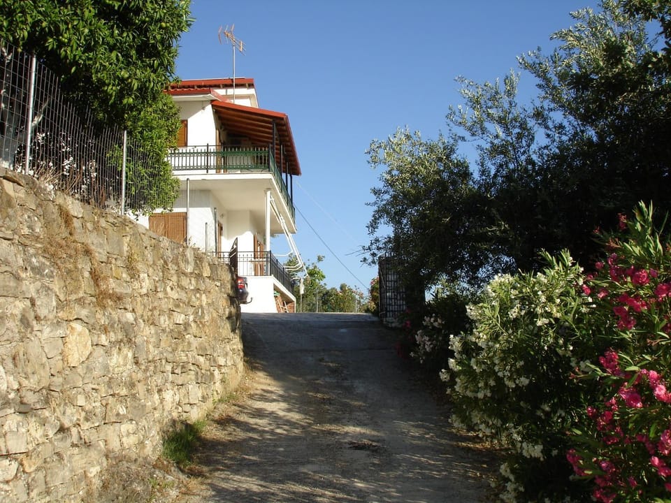 Facade/entrance, On site