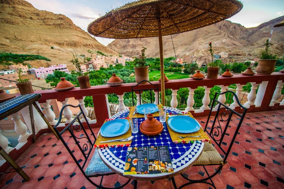 Patio, Natural landscape, View (from property/room), Balcony/Terrace, Dining area, Mountain view