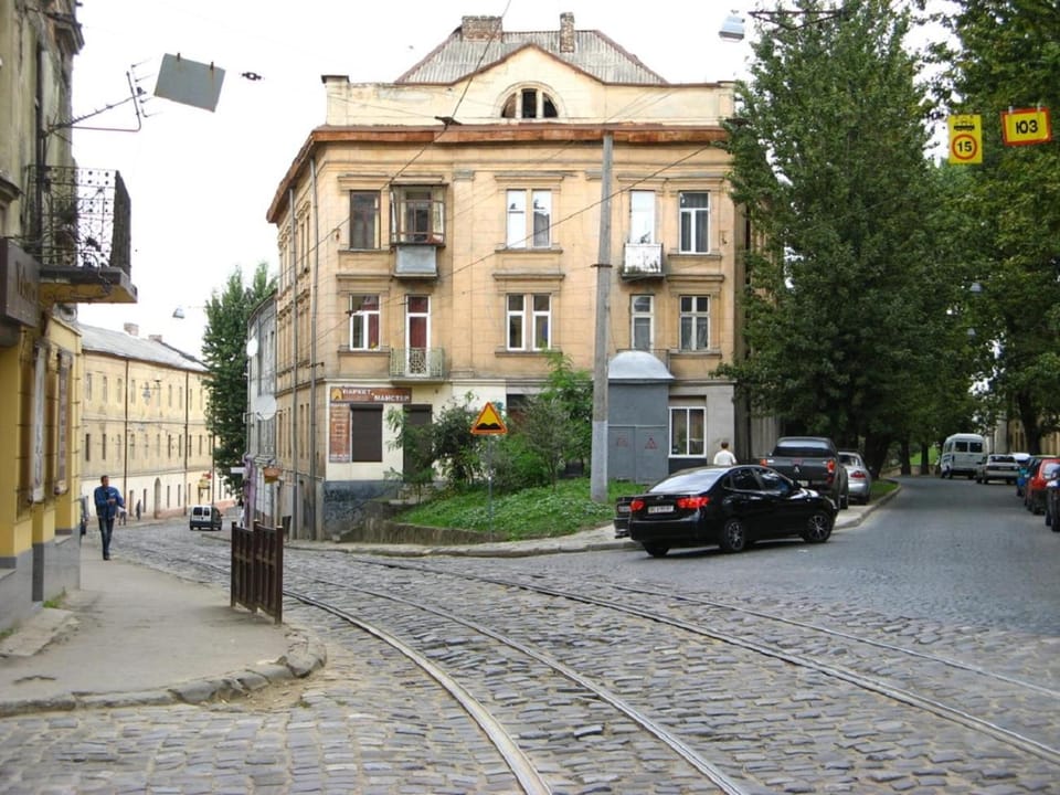 Property building, Facade/entrance, Neighbourhood