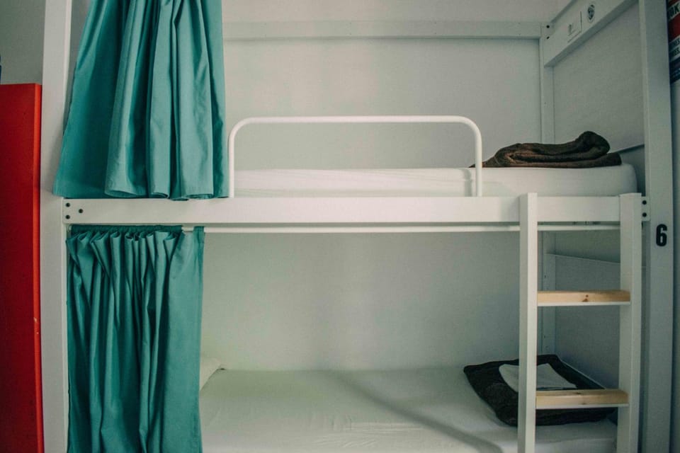 bunk bed