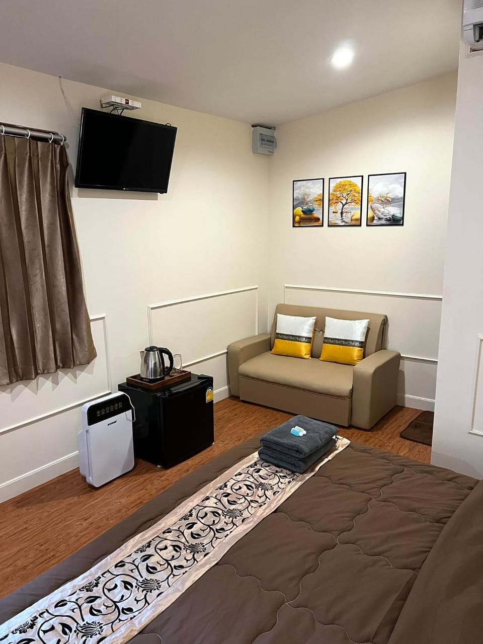 Binlar Guesthouse Bed and Breakfast in Laos