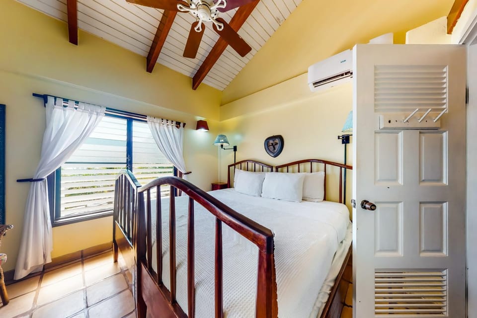 Condo #26 @ Beachside Villas Apartment in Stann Creek District