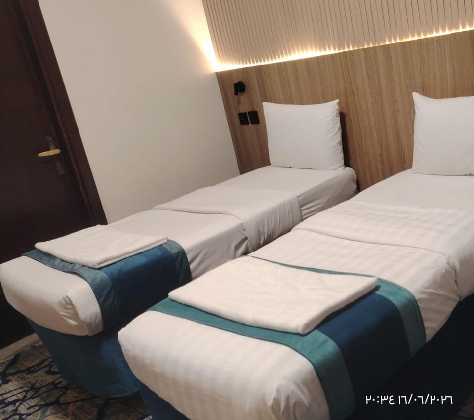 Rawabi Al Zahraa Hotel Hotel in Medina
