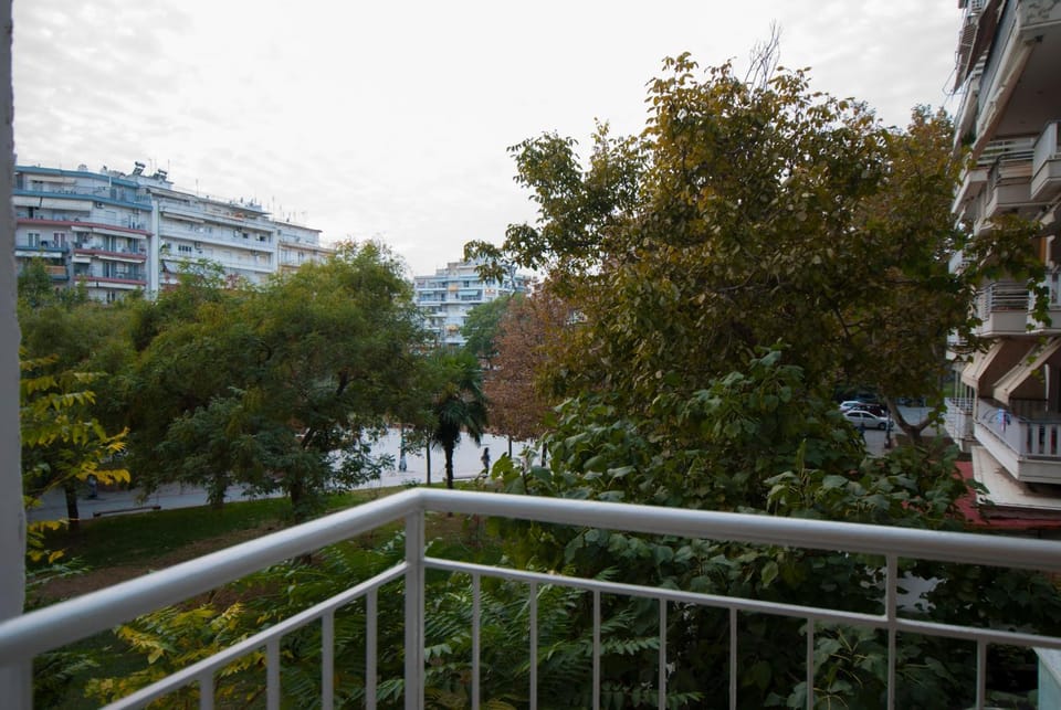 Smart living flat, Melenikou Apartment in Thessaloniki