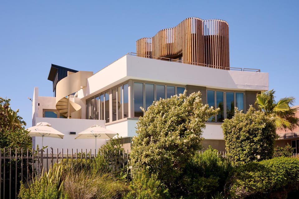 Property building, Balcony/Terrace