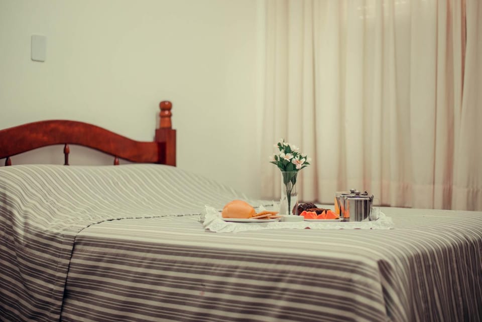 Bed, Bedroom, Continental breakfast