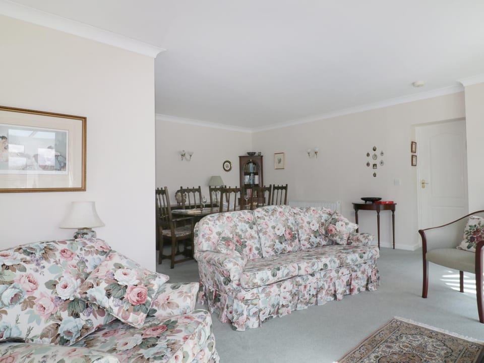 Sheila's Cottage House in England