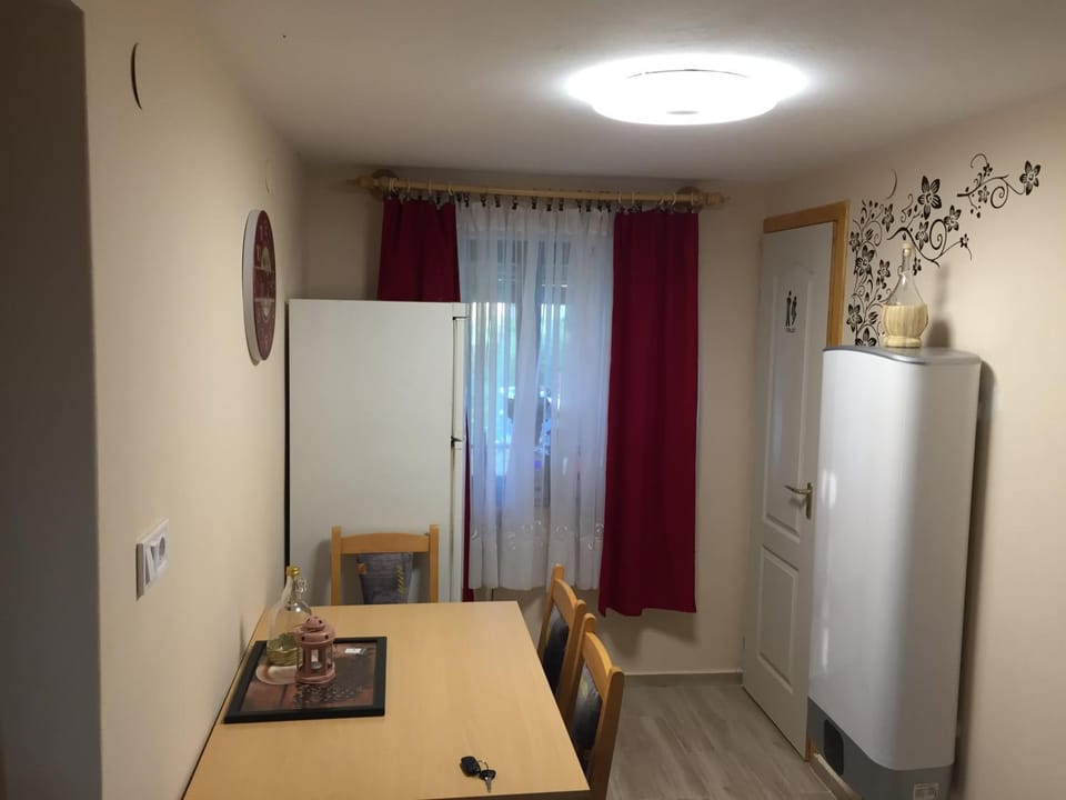 Izabella Vendégház Somló Apartment in Hungary