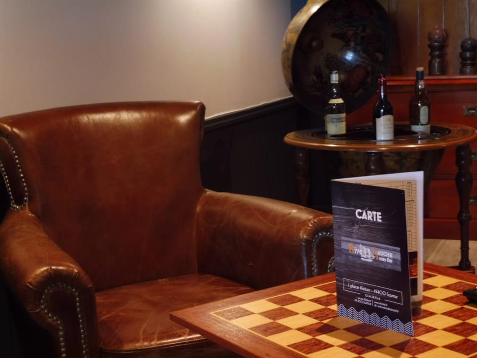 Lounge or bar
