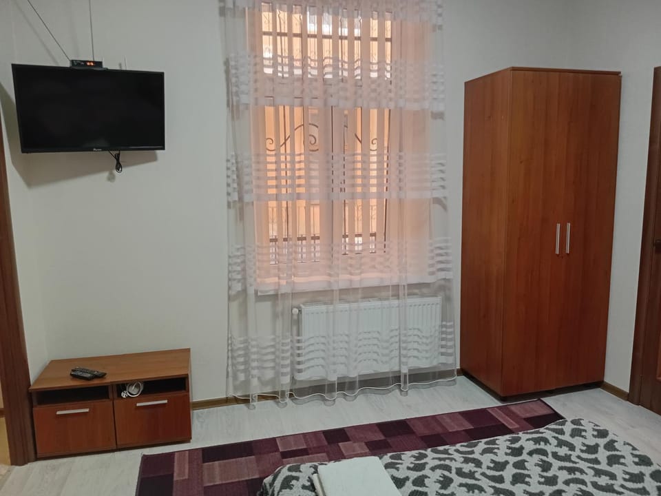 Two-bedroom apartment in 10 min to the Opera Theatre Apartment in Lviv