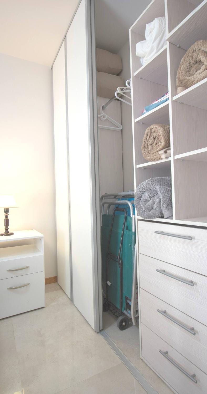 Bedroom, wardrobe
