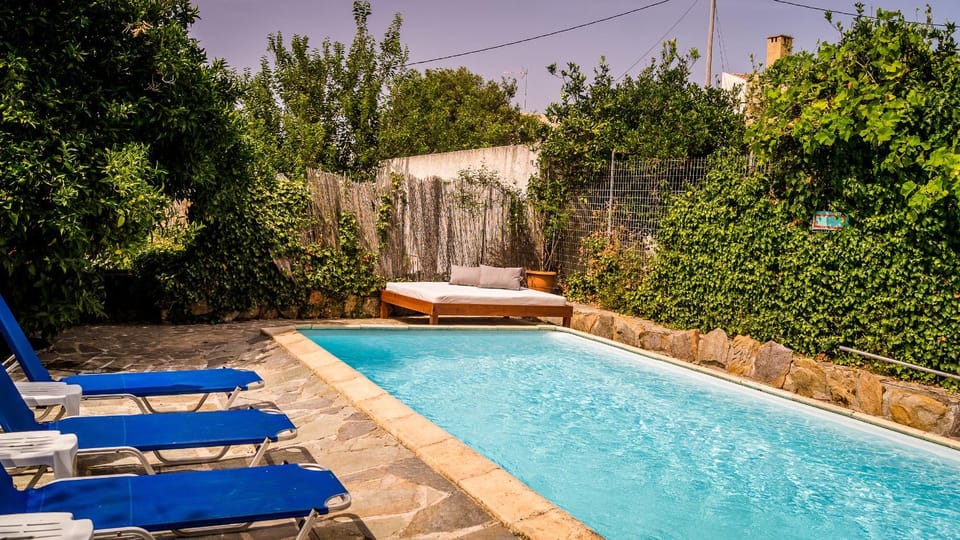 BBQ facilities, Swimming pool, Swimming pool