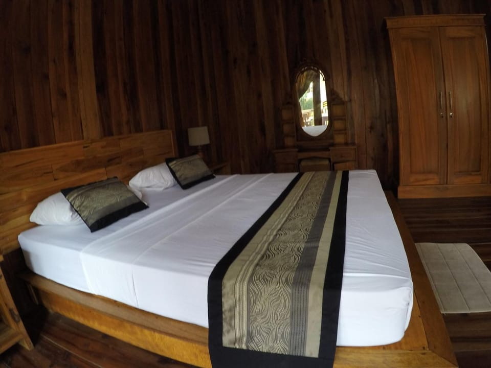 Bed, Bedroom, wardrobe