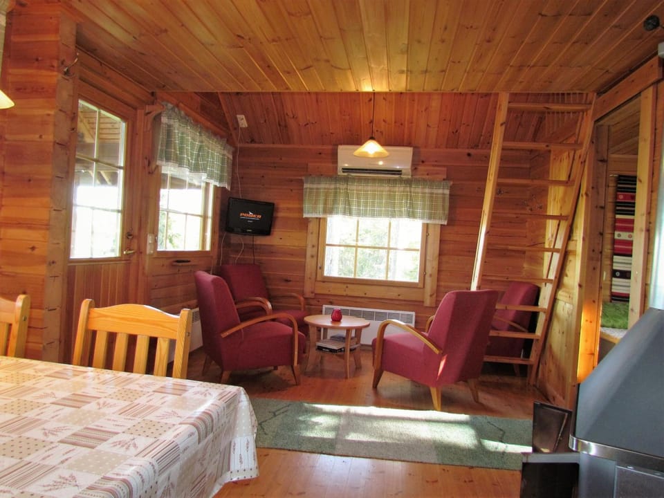 Living room, Bedroom