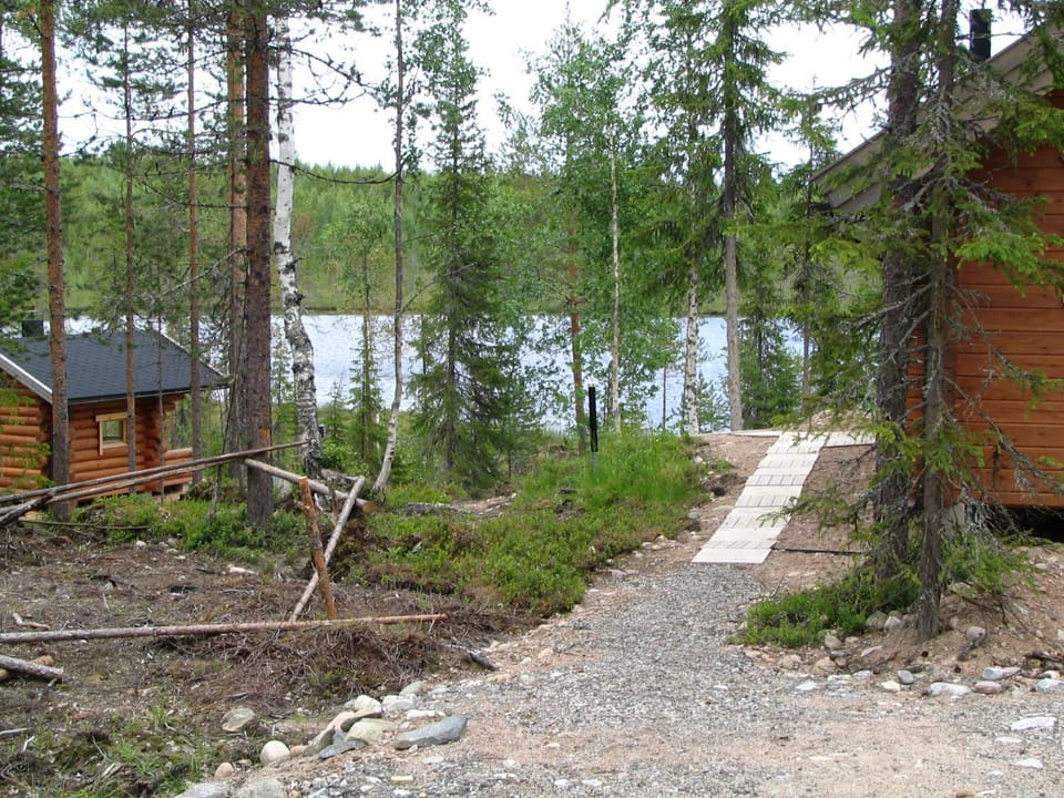 Neighbourhood, View (from property/room), Lake view