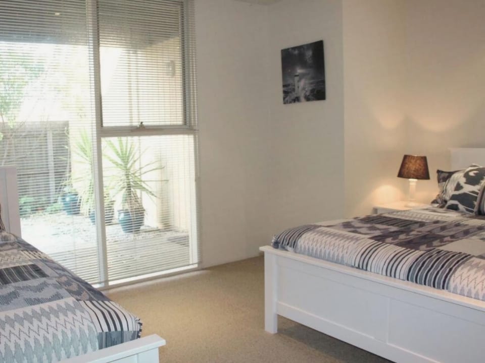 Lonsdale Shores House in Point Lonsdale