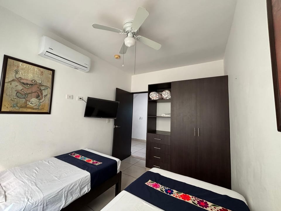 CasaMEXH Lunamar - Ideal para familias, vacaciones o homeoffice cerca 5a Av, Xcaret, Playa Villa in Playa del Carmen