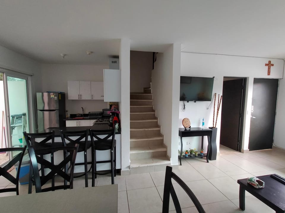 CasaMEXH Lunamar - Ideal para familias, vacaciones o homeoffice cerca 5a Av, Xcaret, Playa Villa in Playa del Carmen