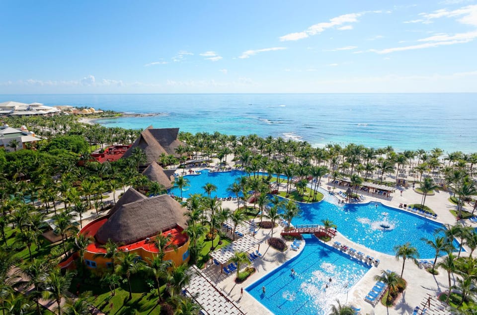 Bird's eye view, Beach, Pool view, Swimming pool
