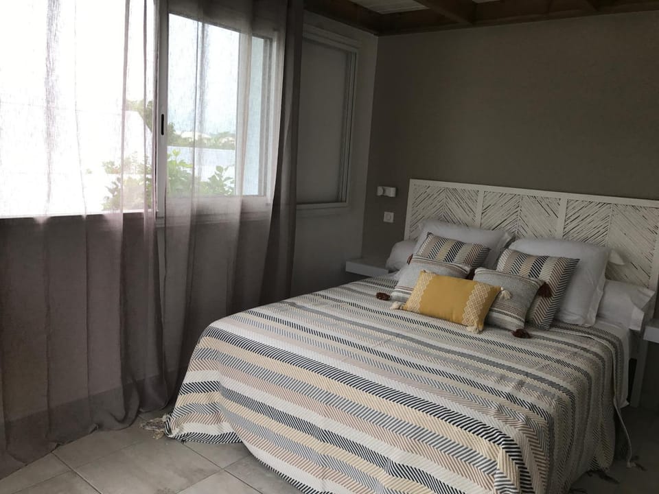 Bras-Panon: Maison avec vue et piscine 1-4 pers. House in Réunion