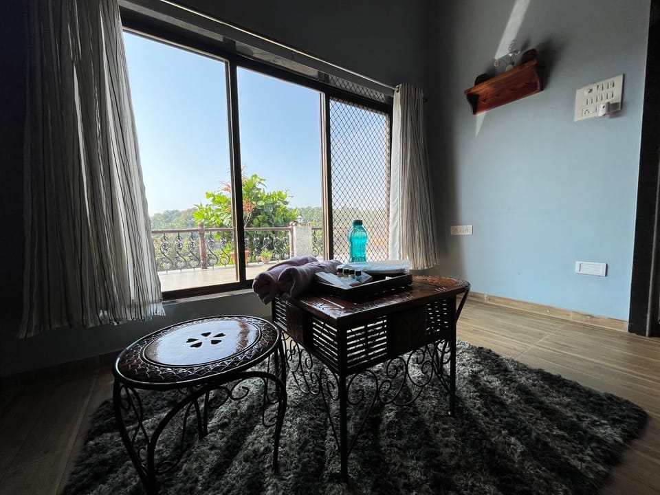 Rutu Enclave Bed and Breakfast in Maharashtra