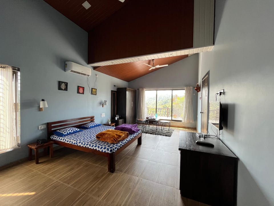 Rutu Enclave Bed and Breakfast in Maharashtra