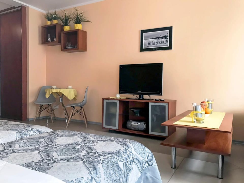 TV and multimedia, Living room