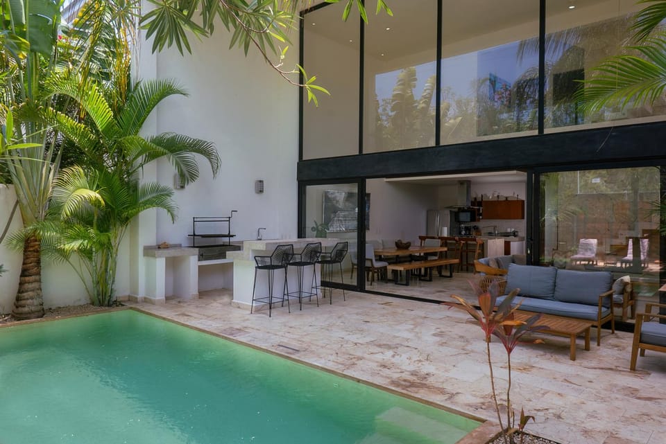 Spectacular 4BR Tulum Style Villa with Concierge and Secluded Pool Villa in Tulum
