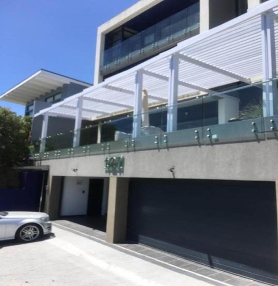 GORDON's SHORE LUXURY APARTMENTS - Solar Powered Apartment in Cape Town