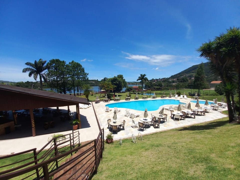 Property building, Spring, Natural landscape, Garden, Garden view, Mountain view, Pool view, sunbed
