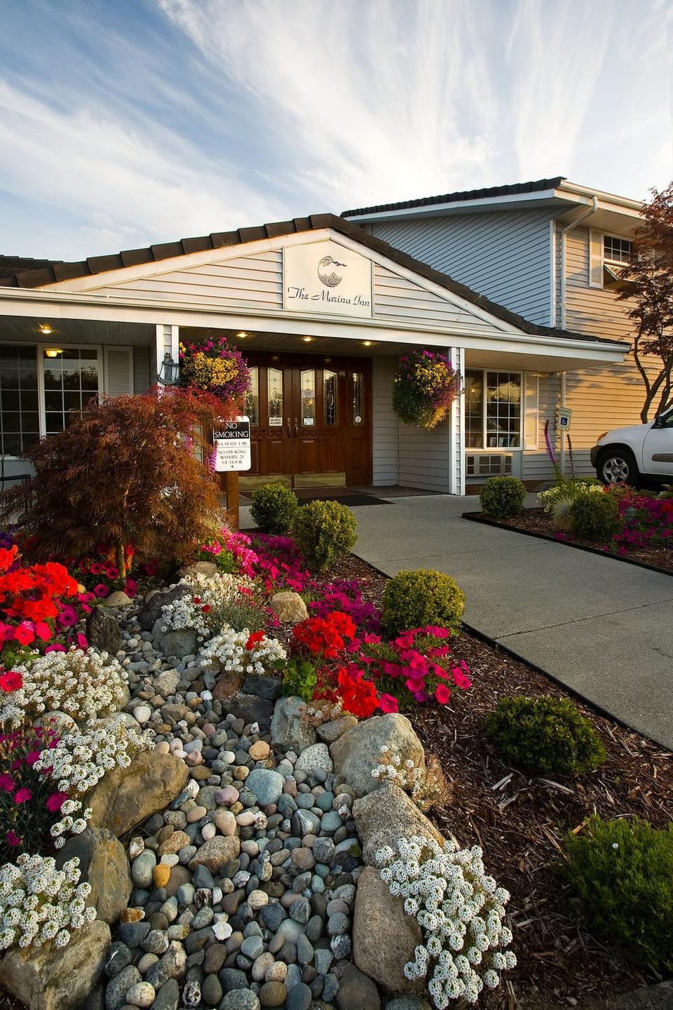 Facade/entrance