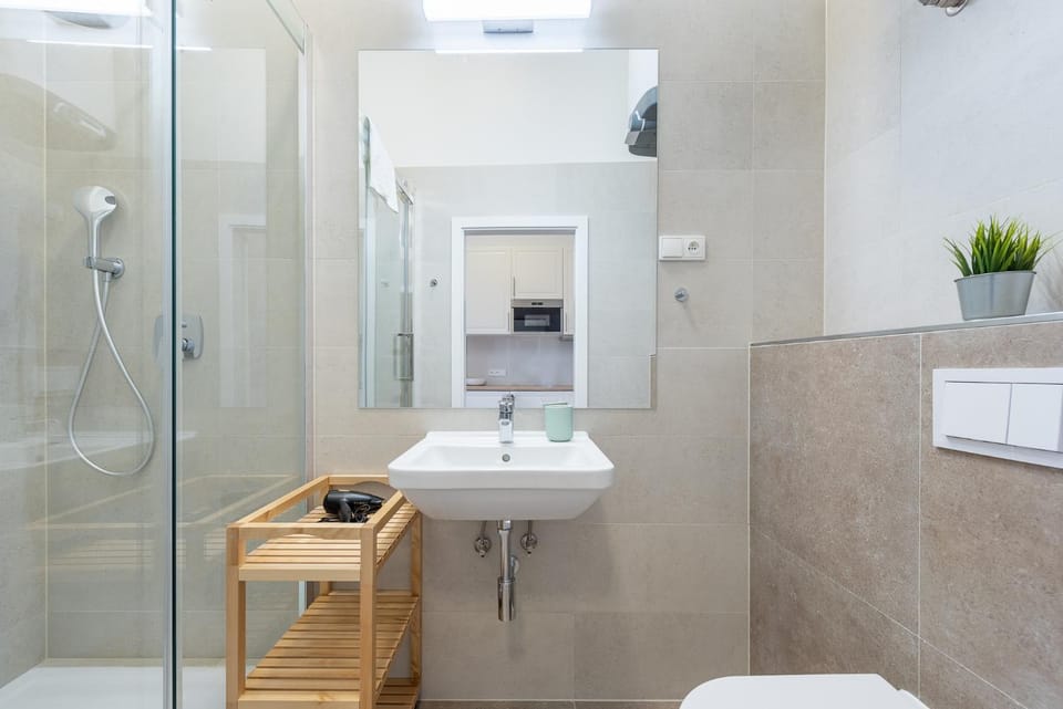 Shower, Bathroom