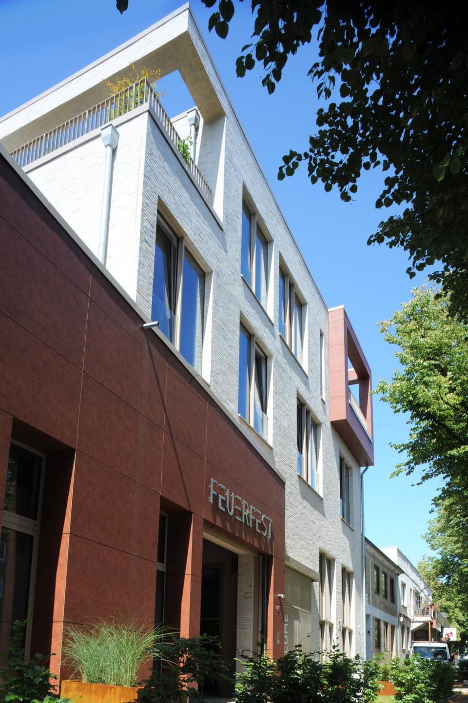 Property building, Property logo or sign