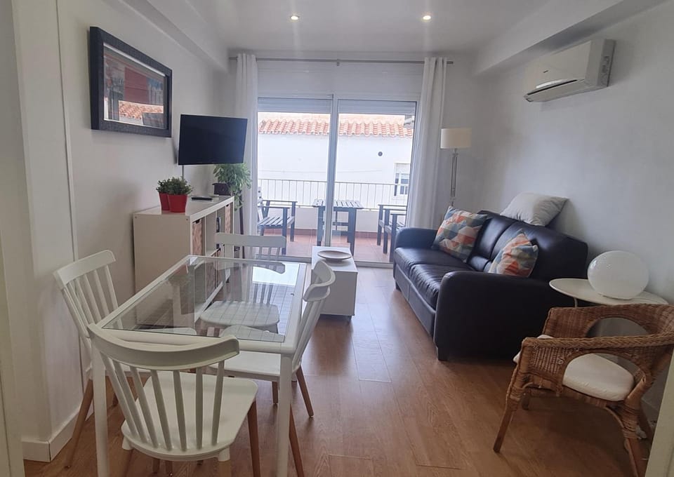 Balcony/Terrace, Living room, air conditioner