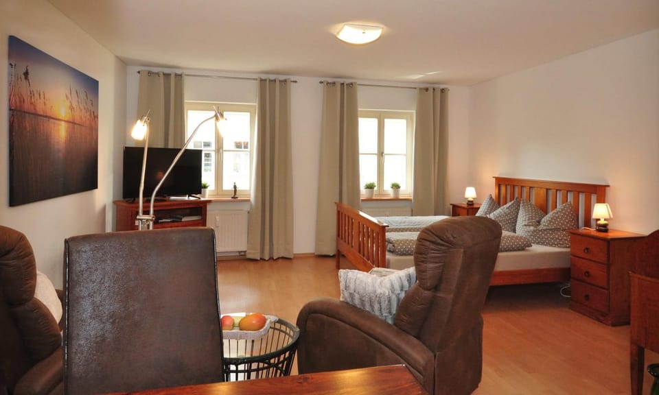 Bed, Living room, Seating area