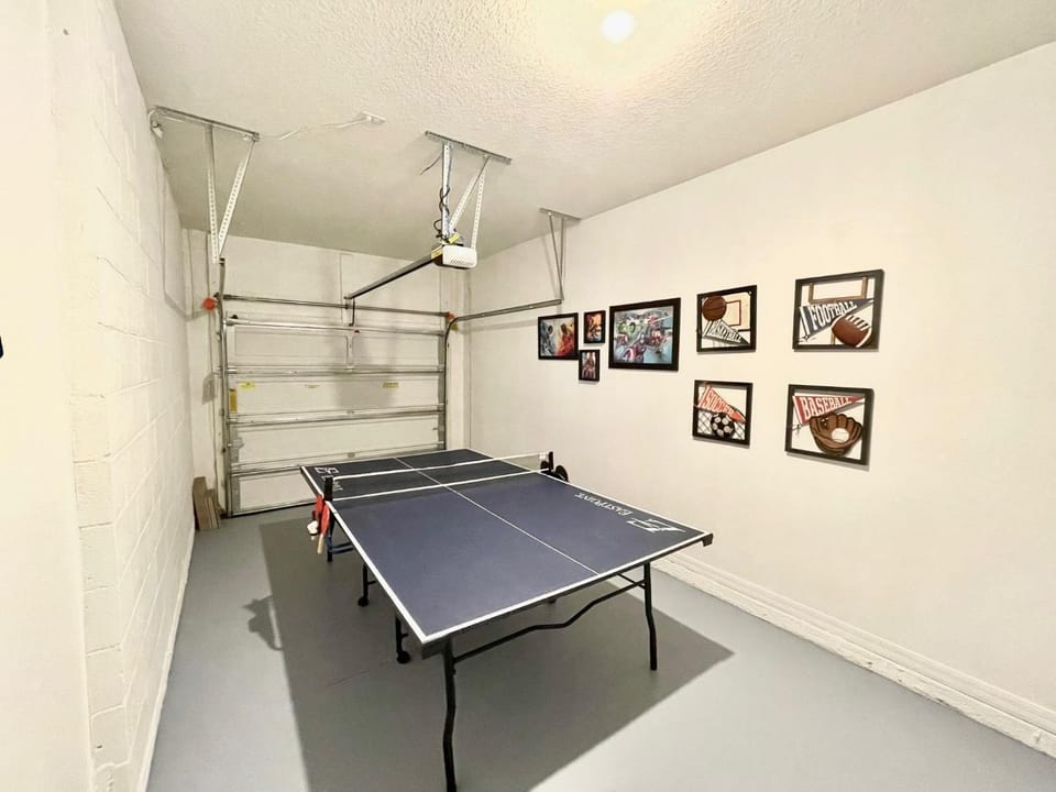 Game Room, Table tennis