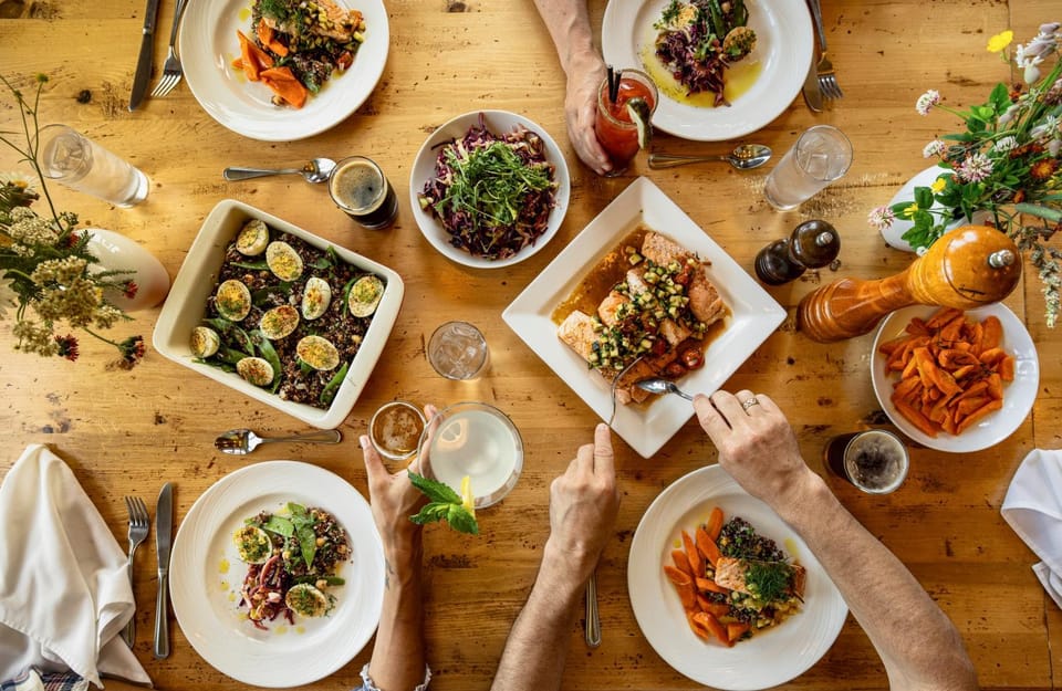 Restaurant/places to eat, Food and drinks, Meals, Meals, Drinks