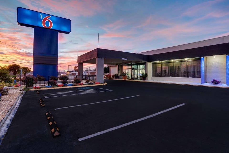 Property building, On site