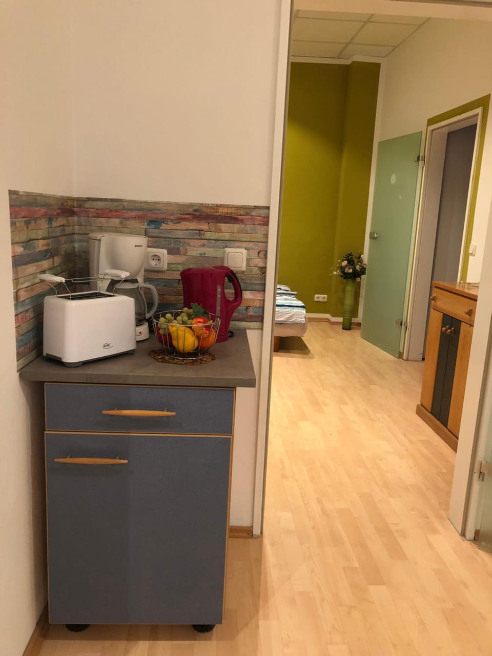 Kitchen or kitchenette, Photo of the whole room
