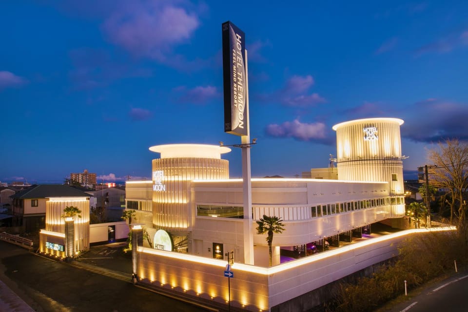 Hotel The Moon -Adult Only- Love hotel in Japan