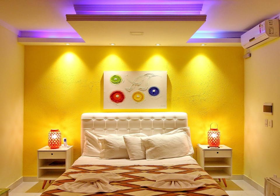 Bed, Photo of the whole room, Bedroom, air conditioner