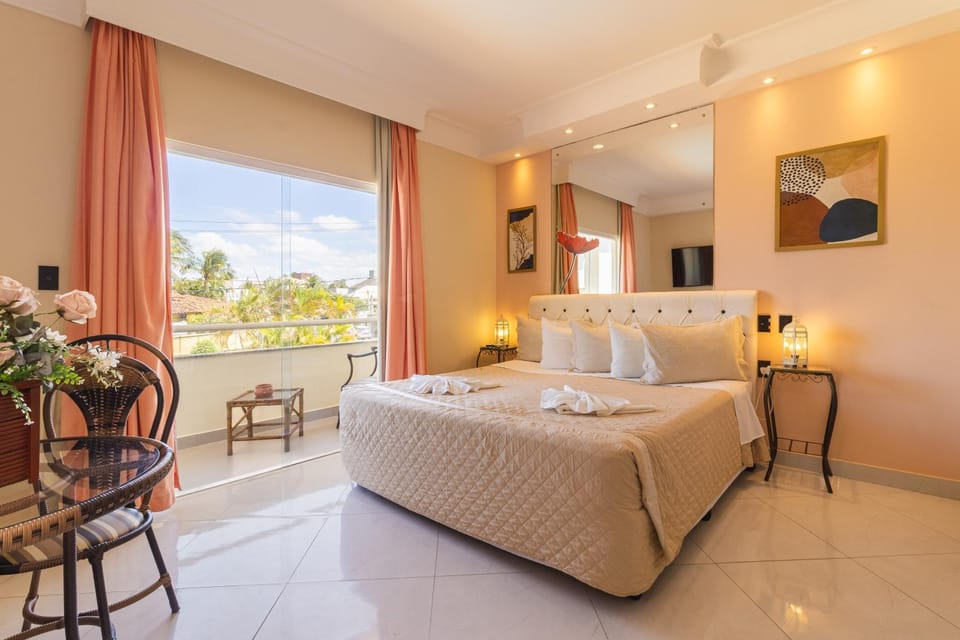 View (from property/room), Balcony/Terrace, Photo of the whole room, Decorative detail, Bedroom