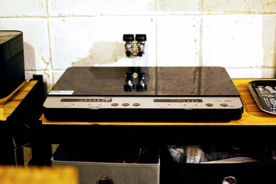 Kitchen or kitchenette