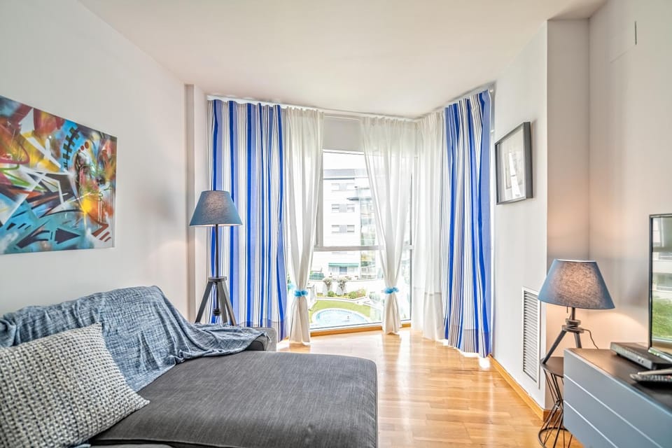 Apartamento lujo& piscina junto Barcelona Centro Apartment in Vallès Occidental