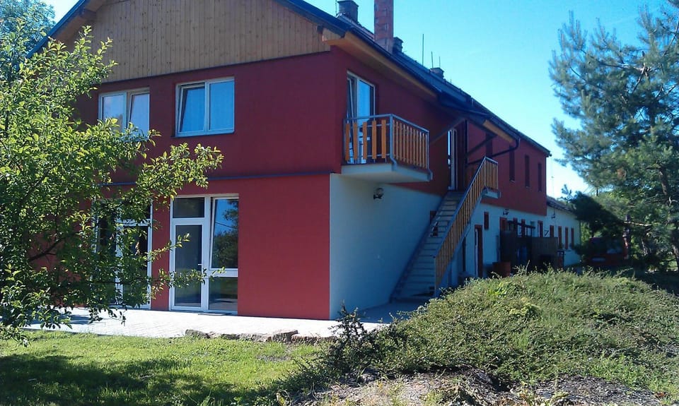 Property building, Balcony/Terrace, Facility for disabled guests