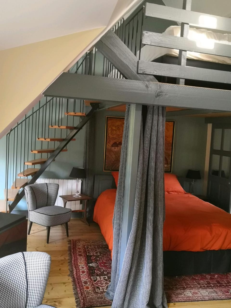 Chambres d'Hôtes Le Petit Sully Bed and Breakfast in Normandy